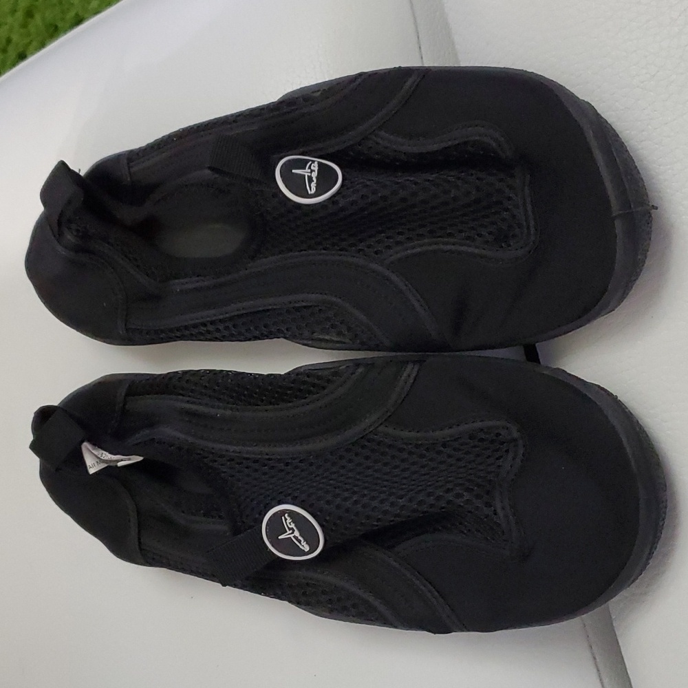 Swim 🏊‍♂️ Shoes ,Black ,Bluefin